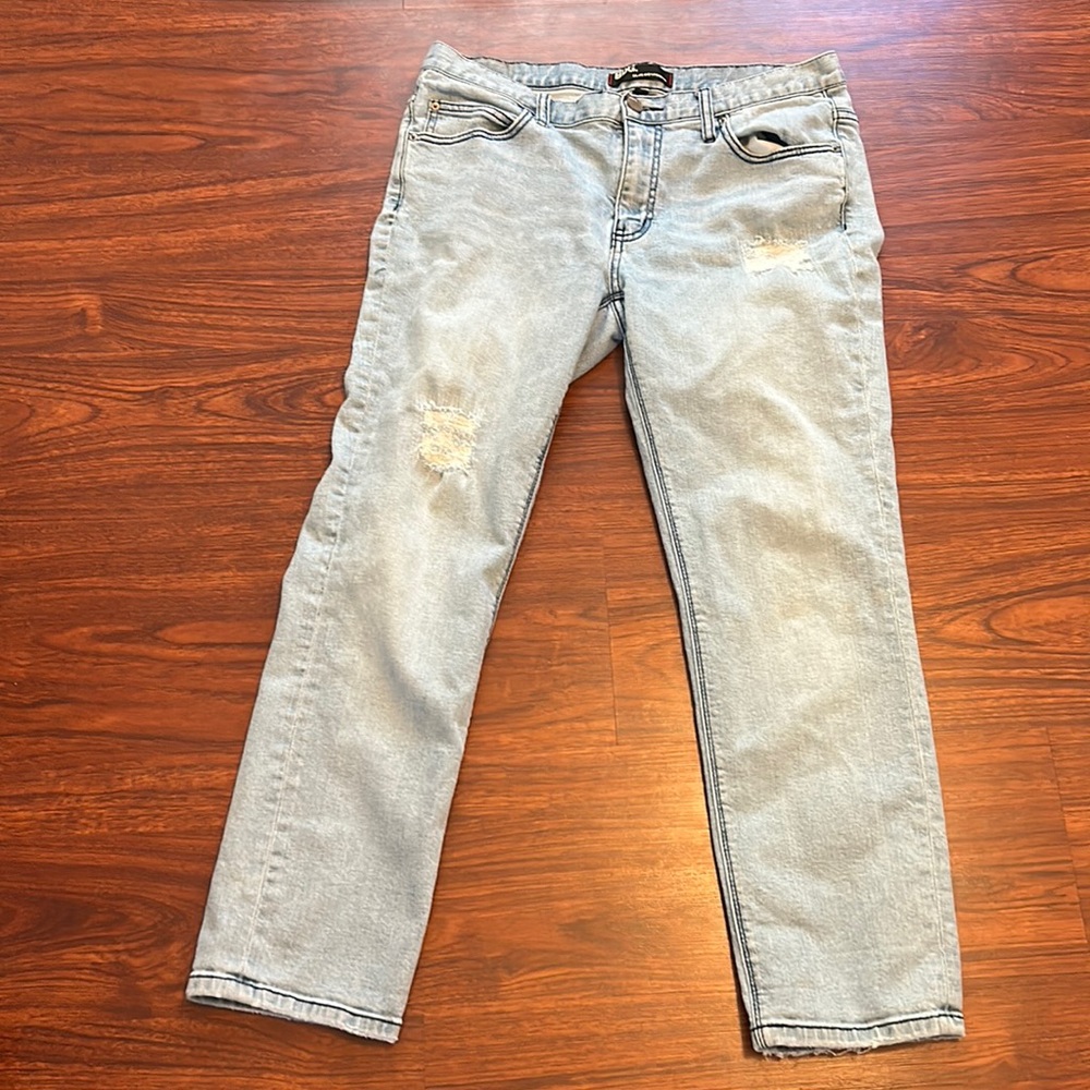 BDG BOYFRIEND JEANS